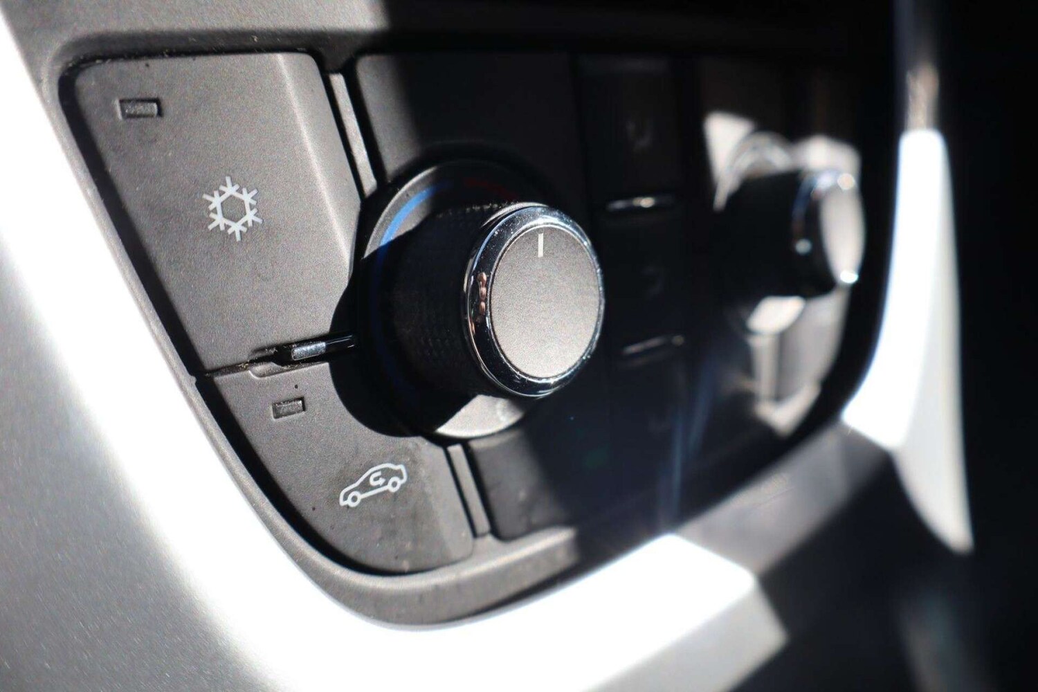 Used Vauxhall Astra 2013 for sale - 77910130: Photo 27