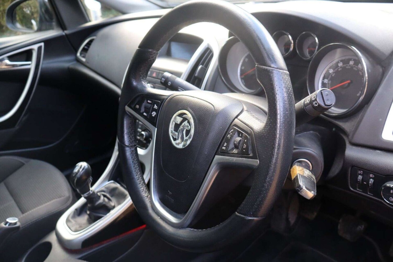 Used Vauxhall Astra 2013 for sale - 77910130: Photo 35