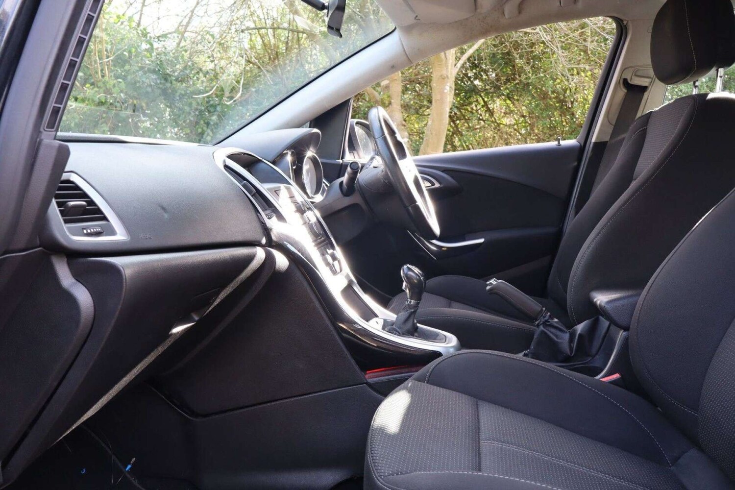 Used Vauxhall Astra 2013 for sale - 77910130: Photo 36