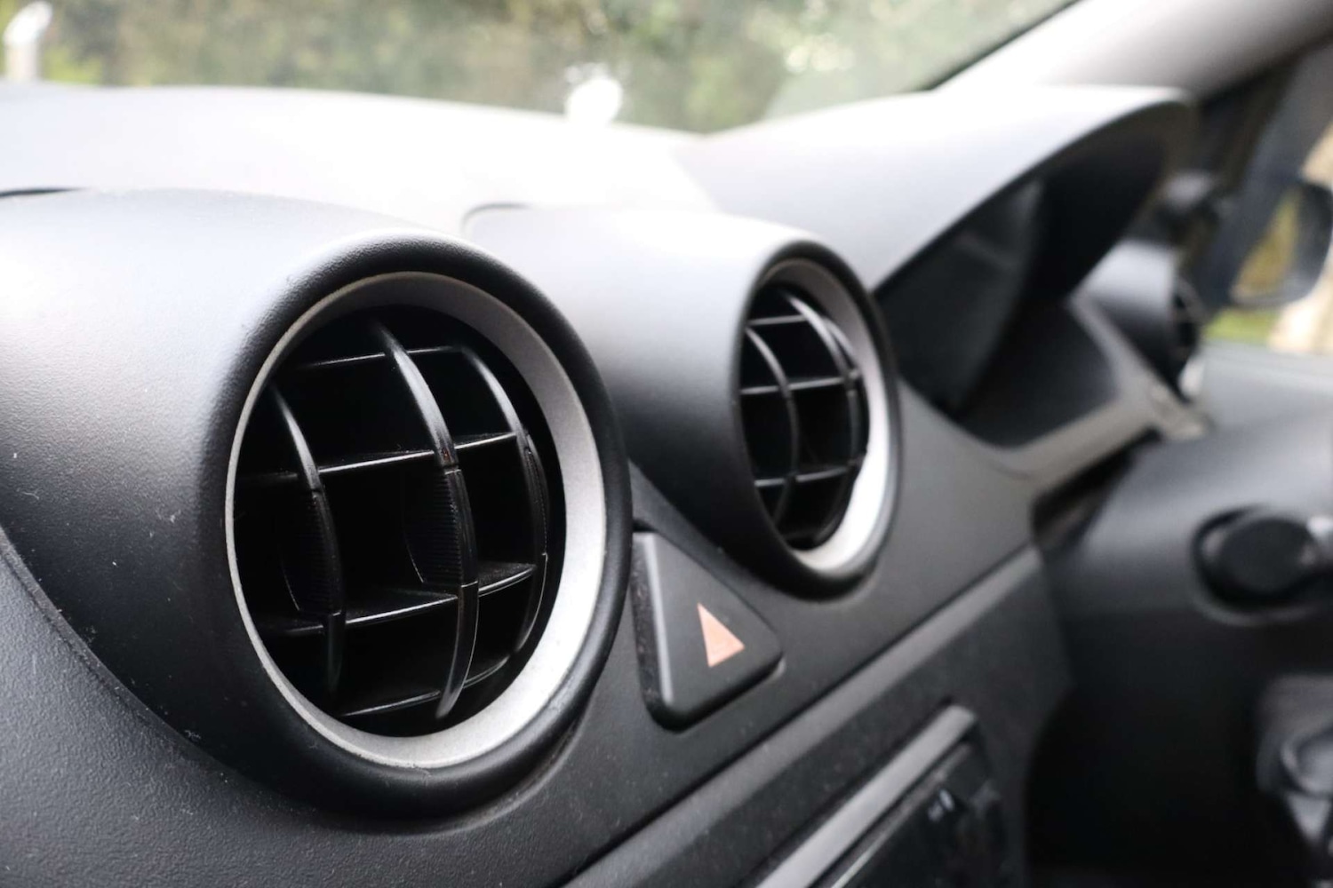 Used Ford Fiesta 2003 for sale - 78014279: Photo 37