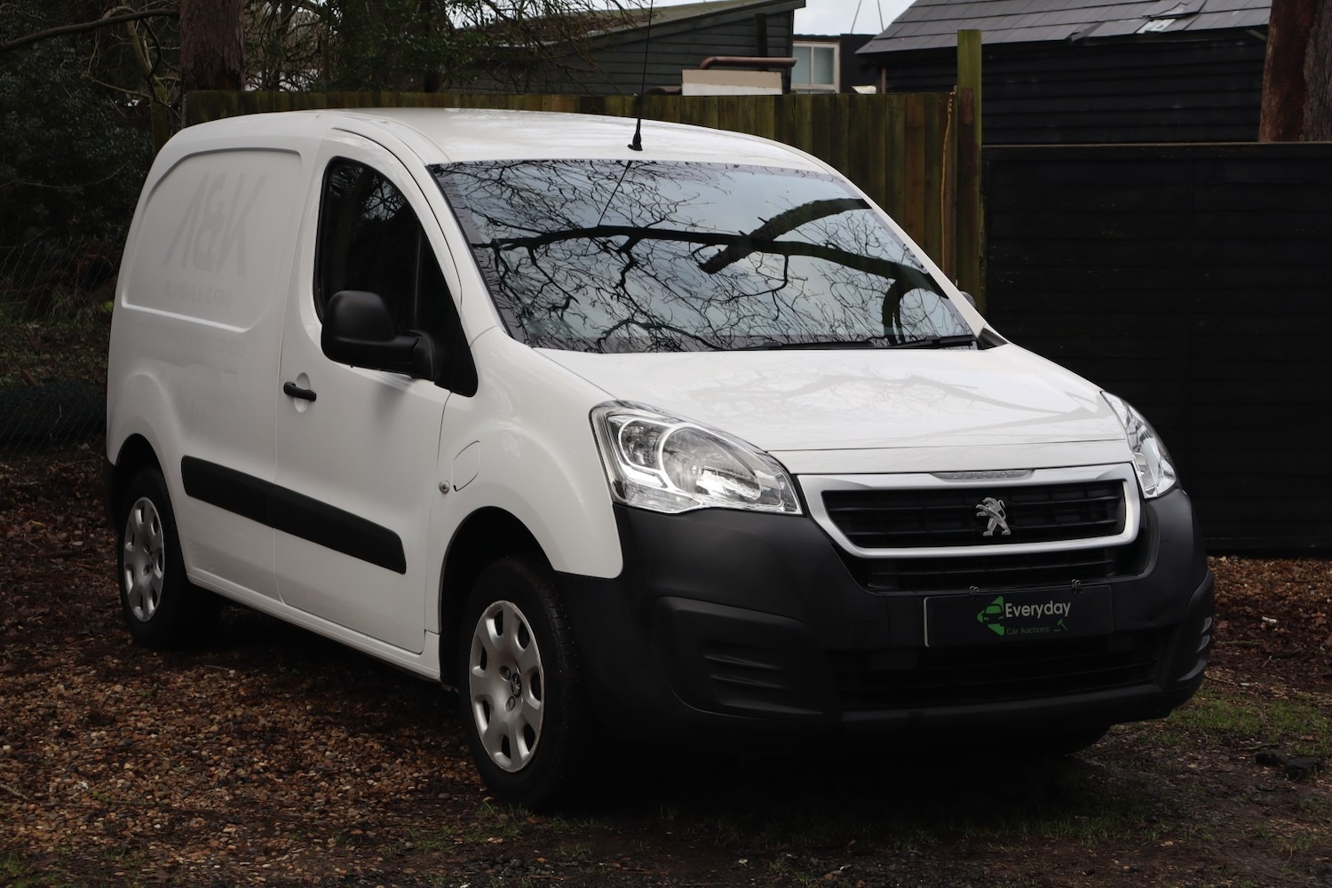 Used Peugeot Partner 2018 for sale - 77337731: Photo 1