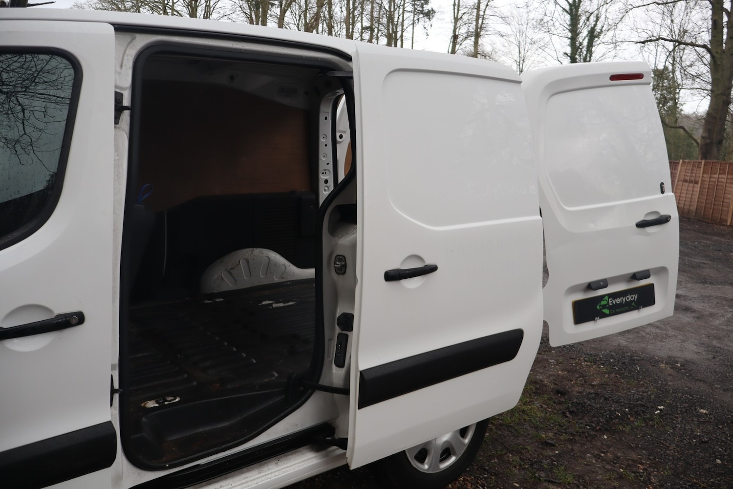 Used Peugeot Partner 2018 for sale - 77337731: Photo 24