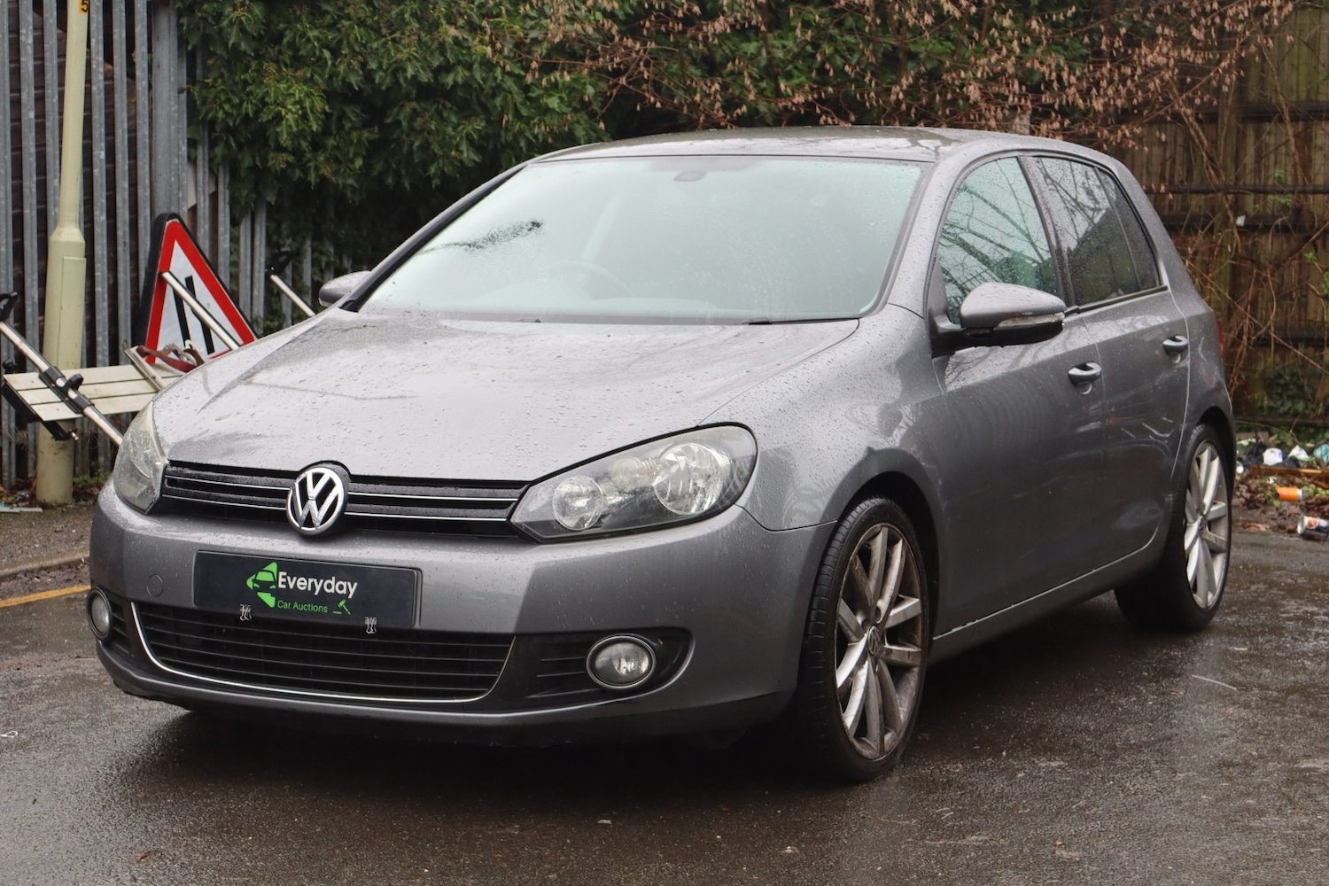 Used Volkswagen Golf 2009 for sale - 77271101: Photo 2