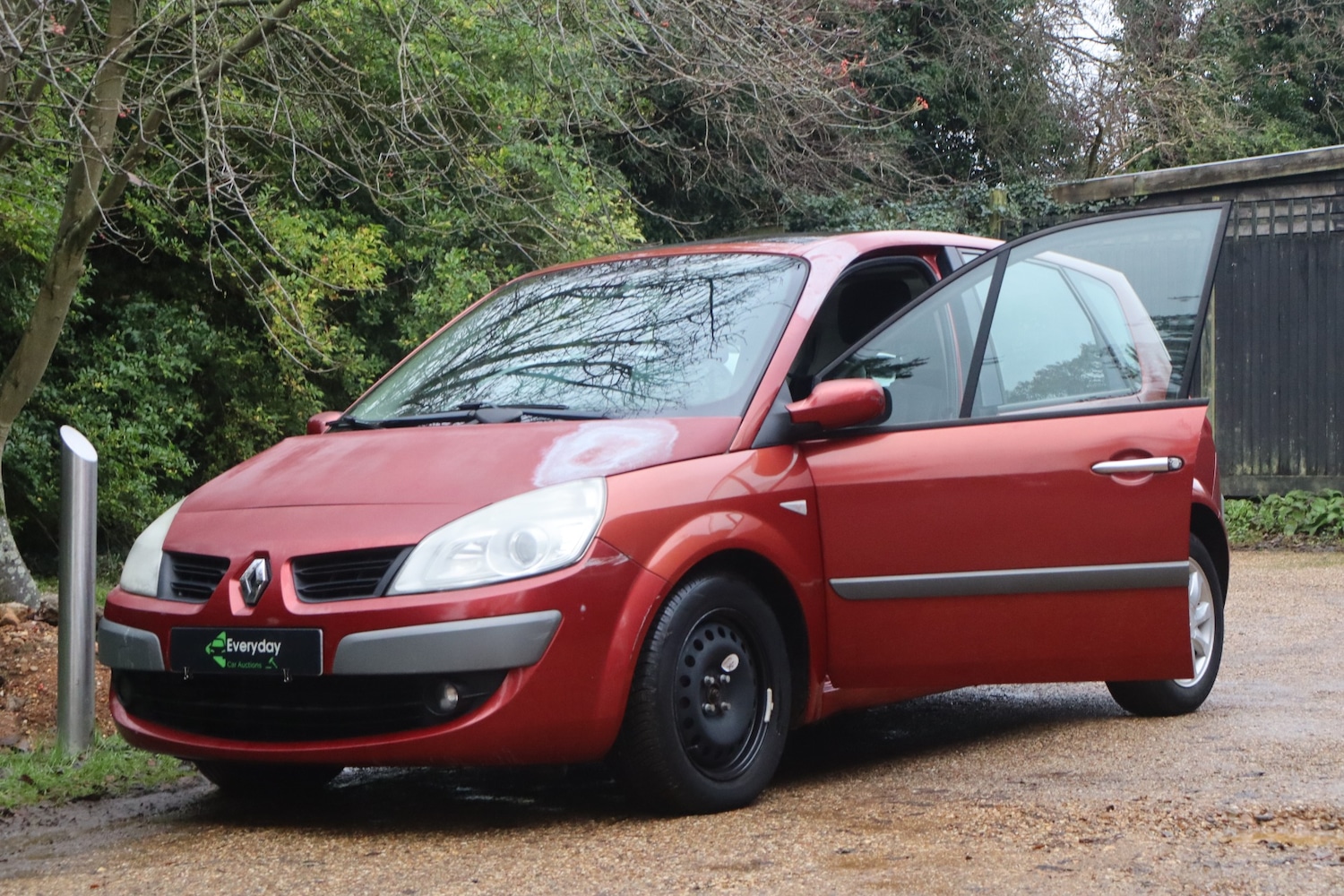 Used Renault Scenic 2007 for sale - 76684463: Photo 2