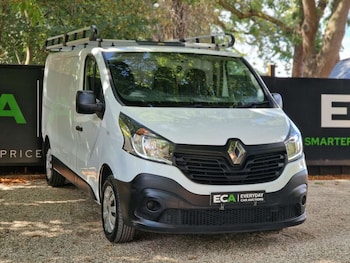 Used Renault Trafic 2017 for sale - 79597600: Photo