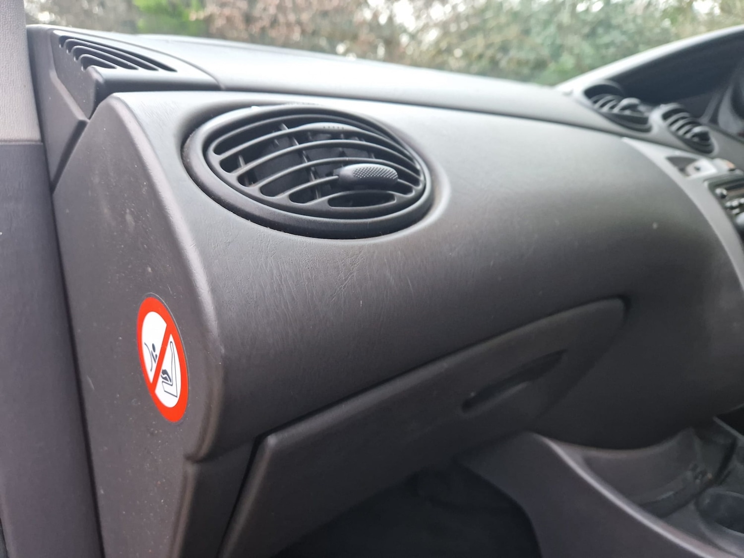 Used Ford Focus 2003 for sale - 76920070: Photo 29