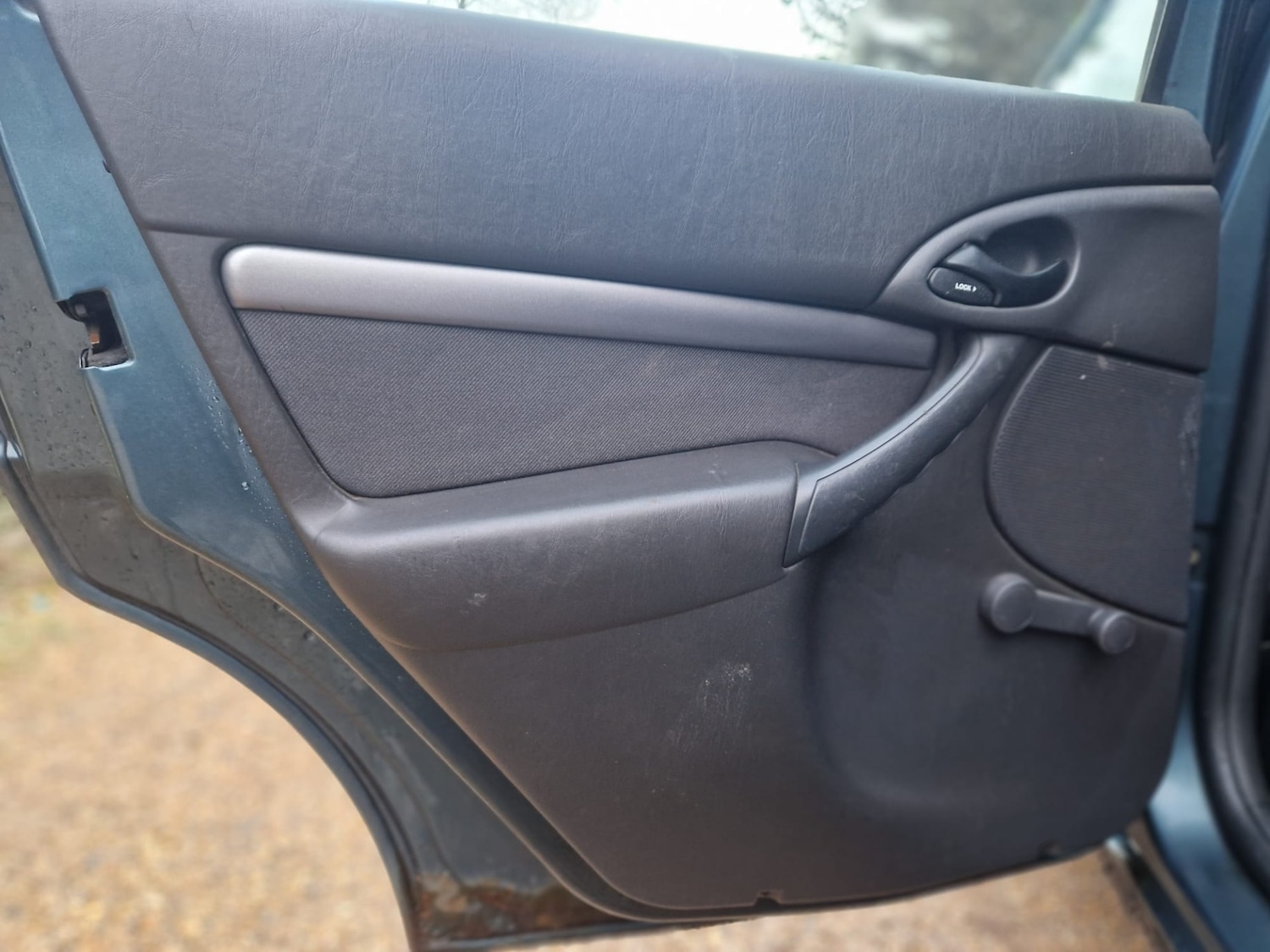 Used Ford Focus 2003 for sale - 76920070: Photo 34