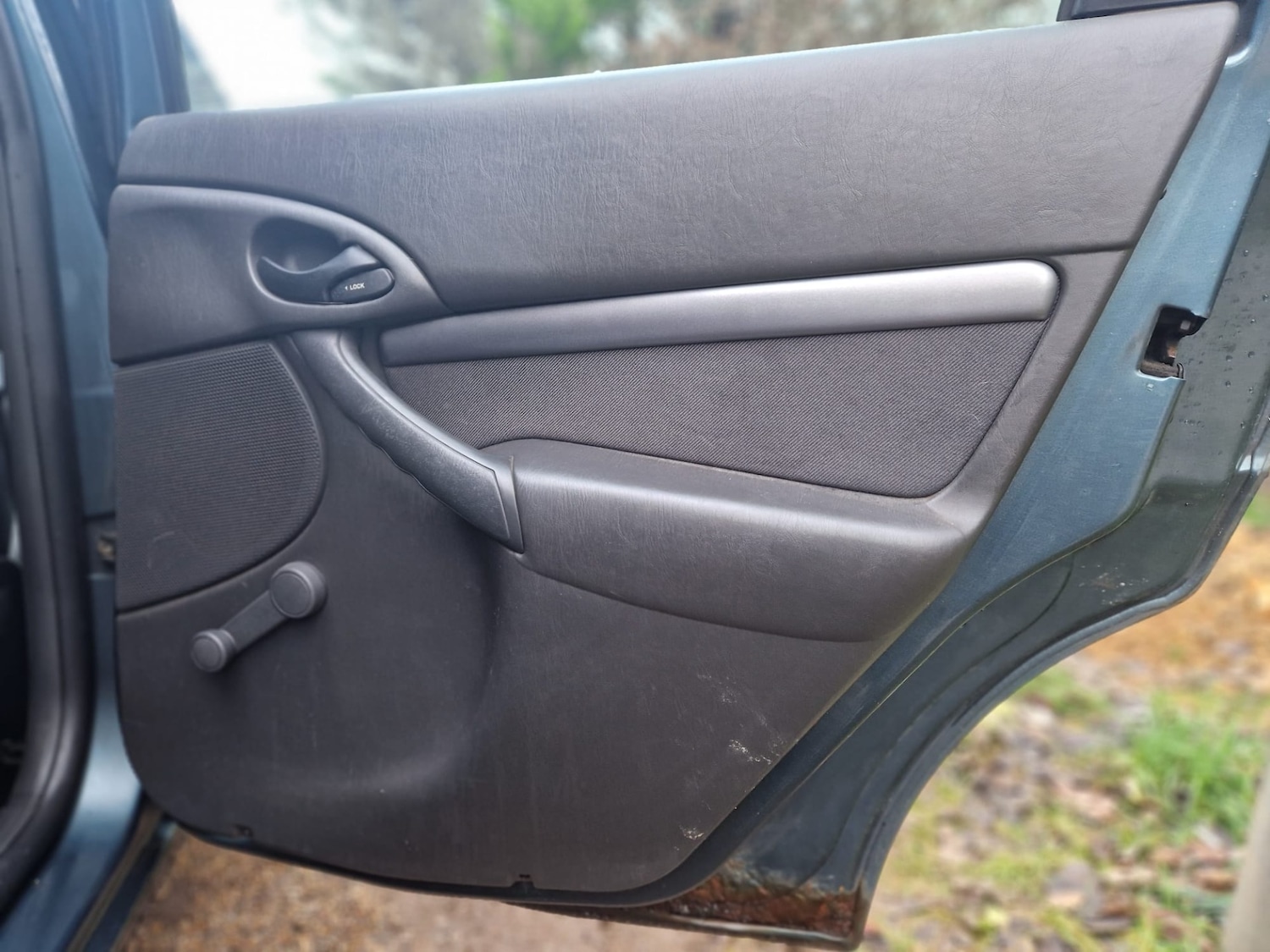 Used Ford Focus 2003 for sale - 76920070: Photo 41