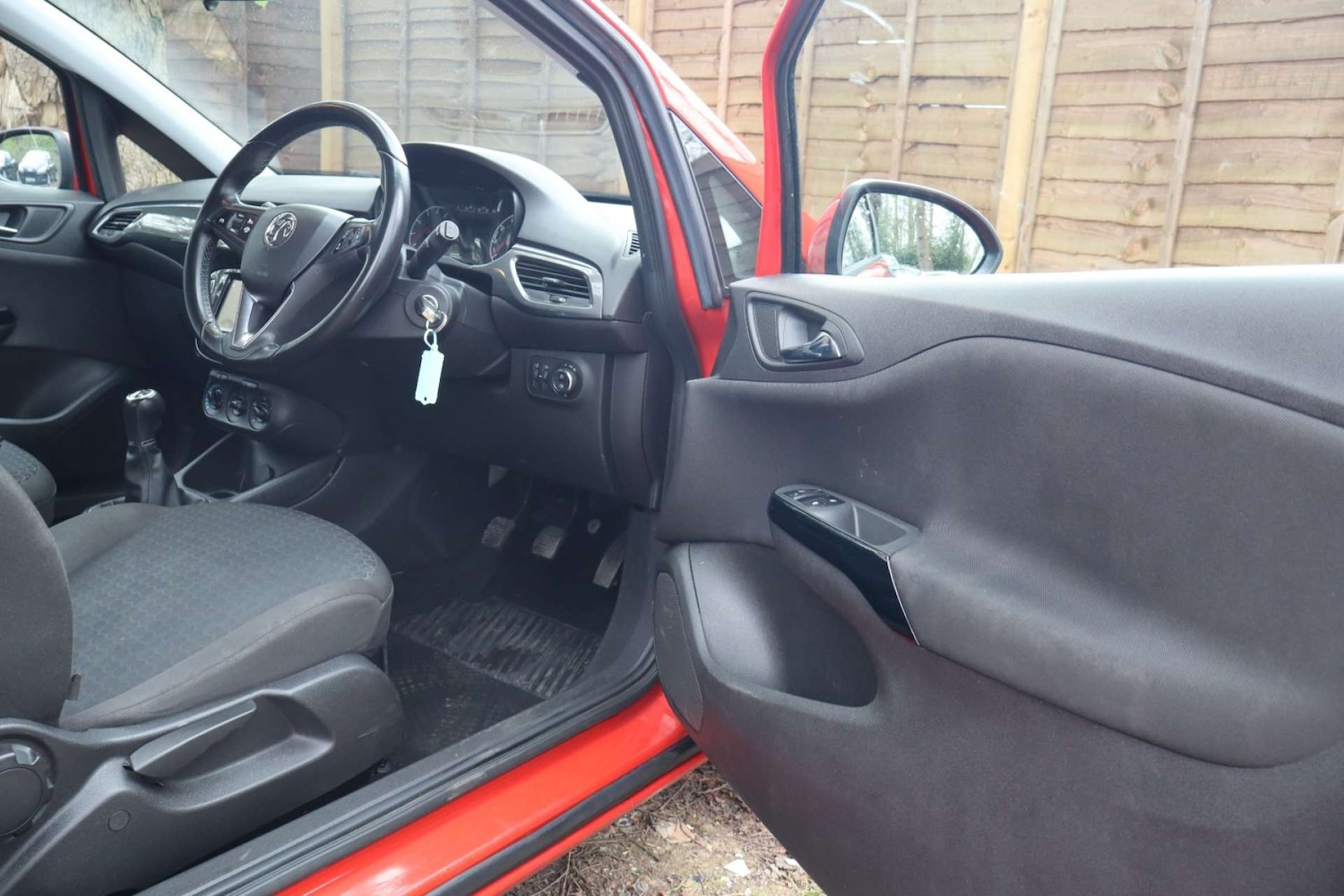 Used Vauxhall Corsa 2015 for sale - 78123009: Photo 30