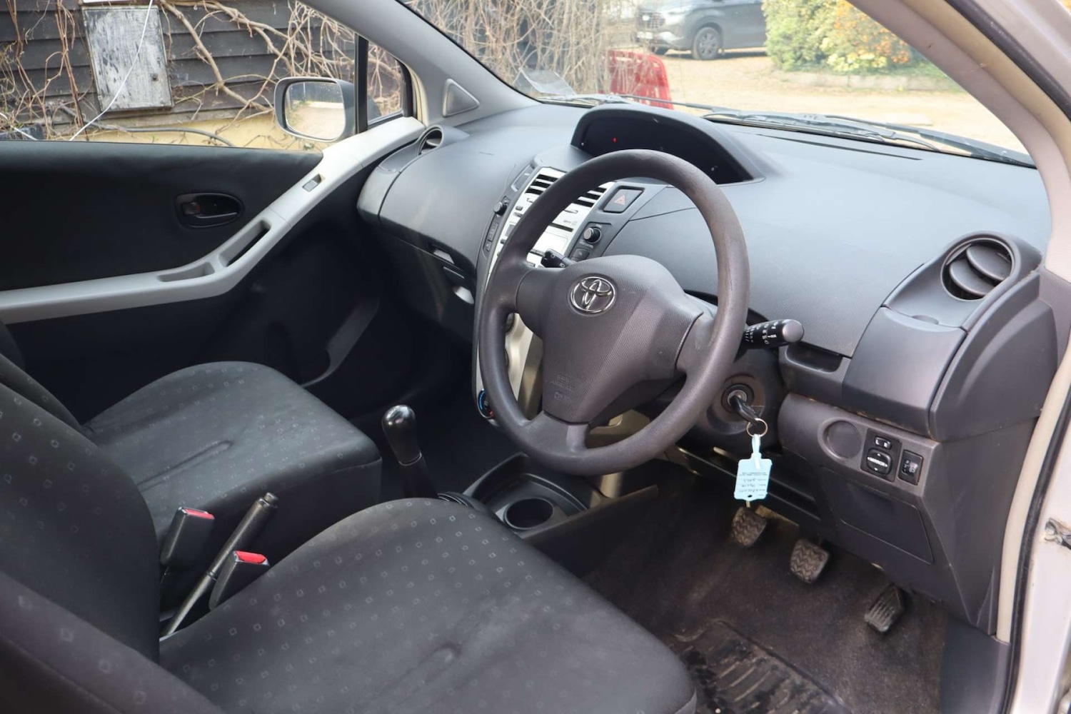 Used Toyota Yaris 2006 for sale - 77989936: Photo 24