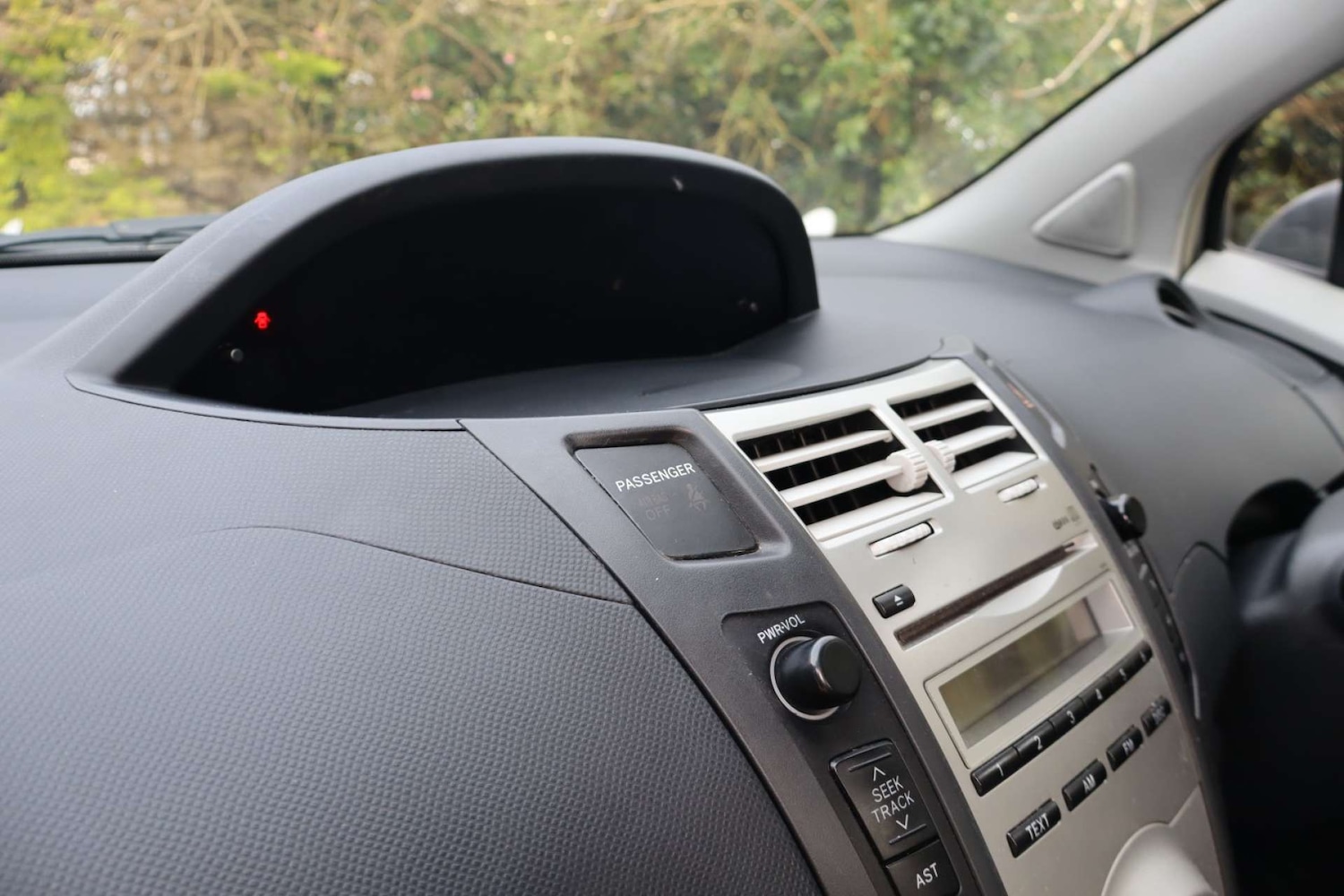 Used Toyota Yaris 2006 for sale - 77989936: Photo 45