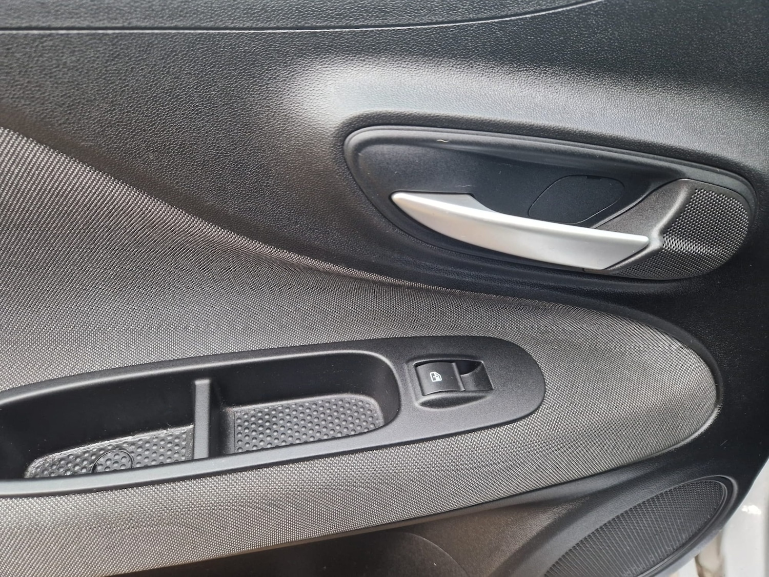 Used Fiat Punto Evo 2010 for sale - 76832048: Photo 37