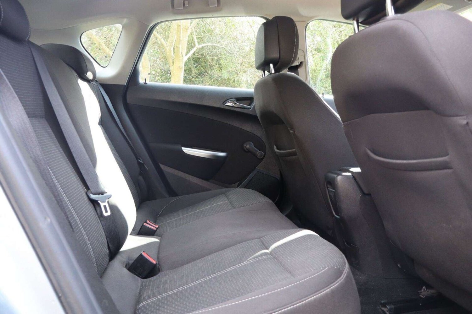 Used Vauxhall Astra 2011 for sale - 77910138: Photo 19