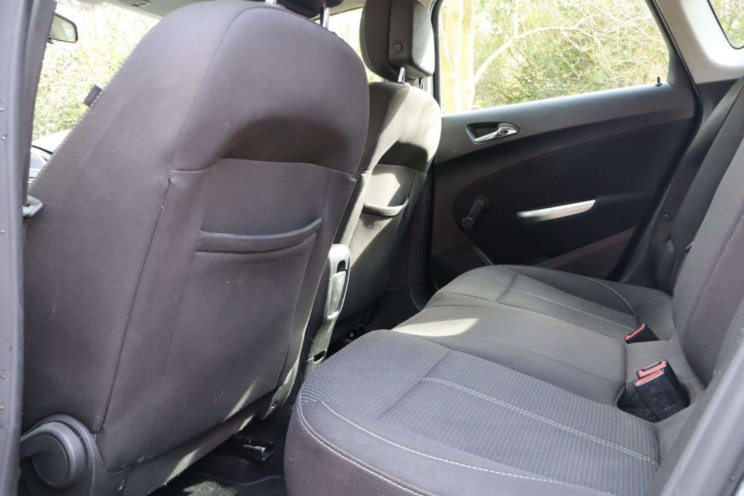 Used Vauxhall Astra 2011 for sale - 77910138: Photo 20