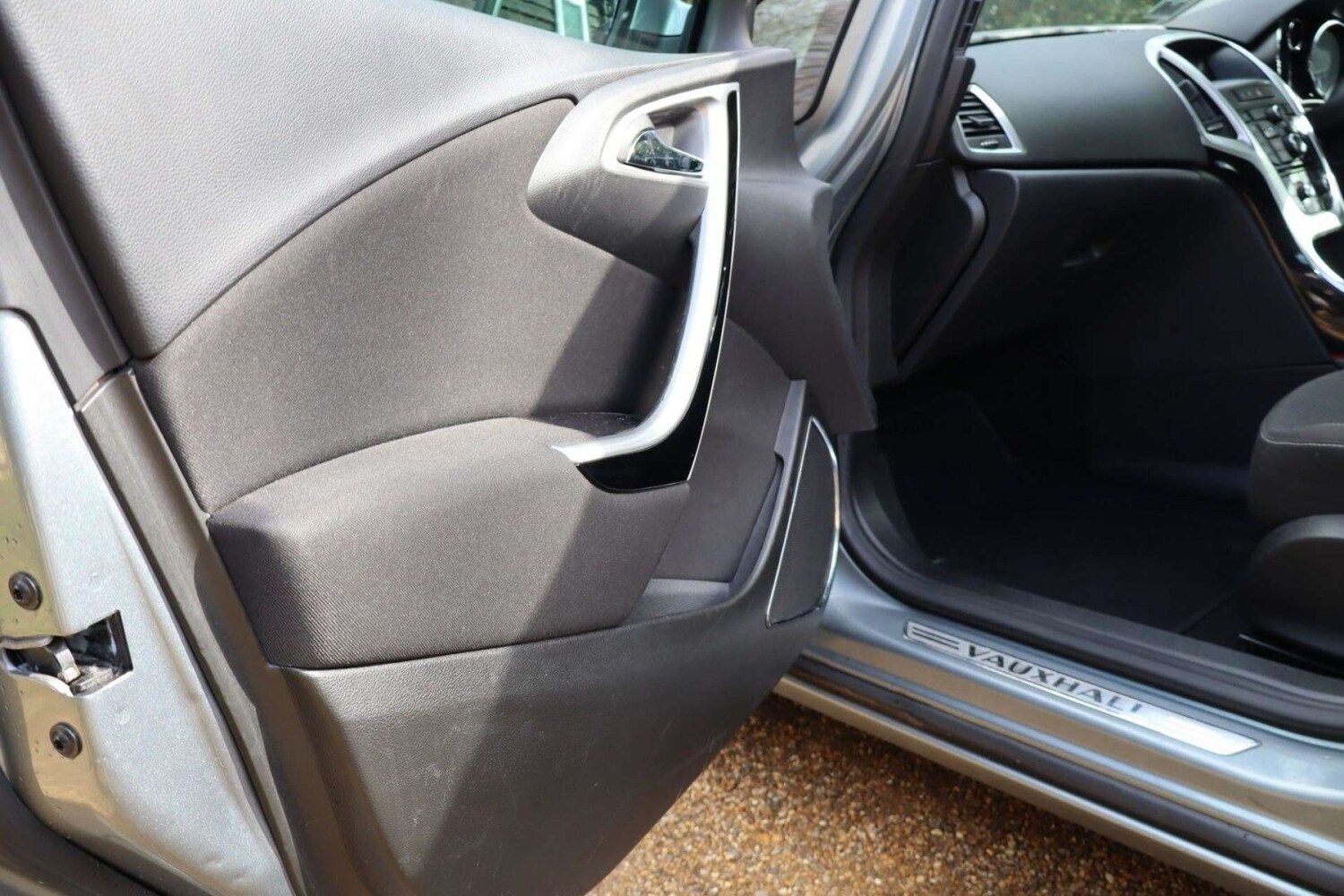 Used Vauxhall Astra 2011 for sale - 77910138: Photo 26