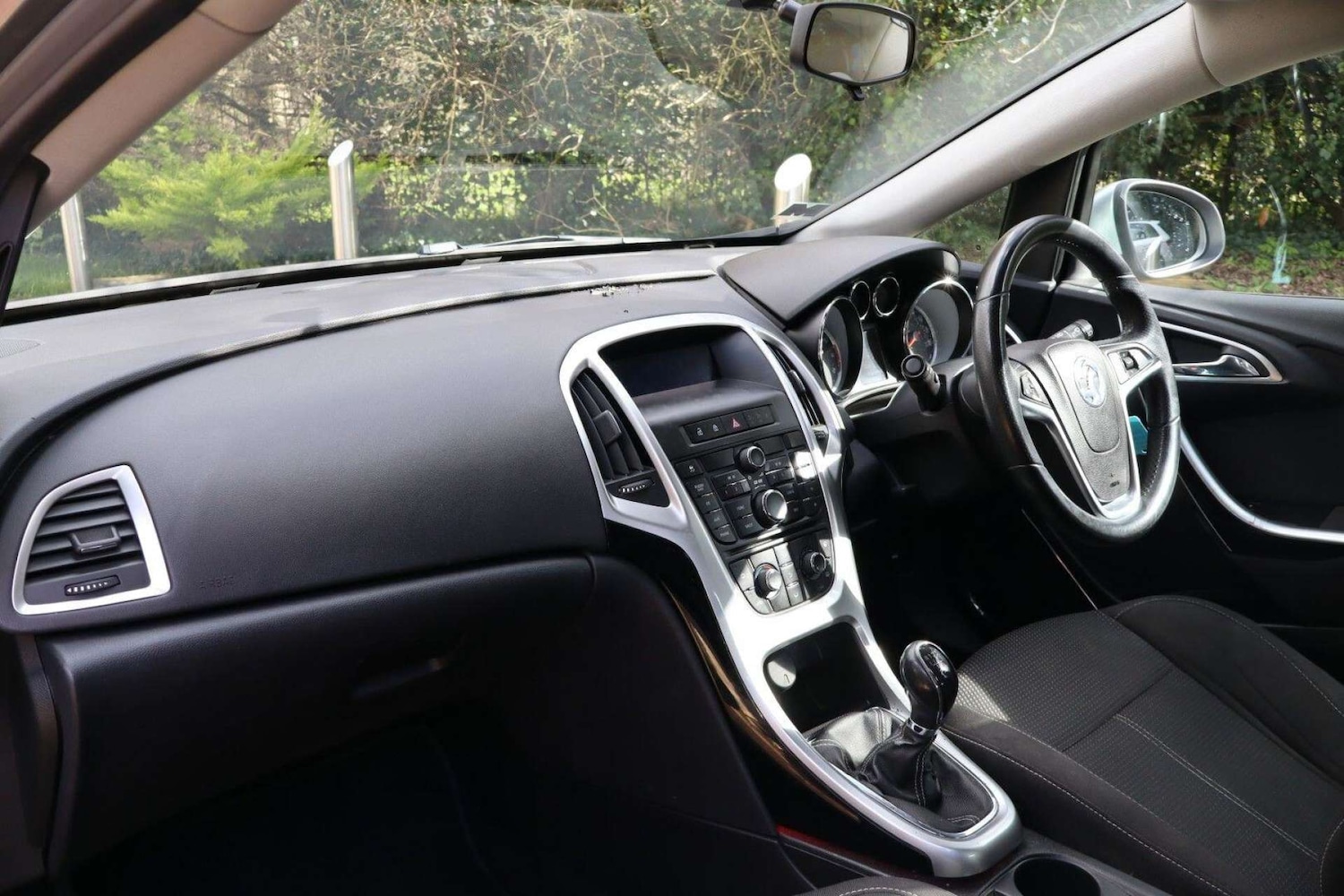 Used Vauxhall Astra 2011 for sale - 77910138: Photo 4