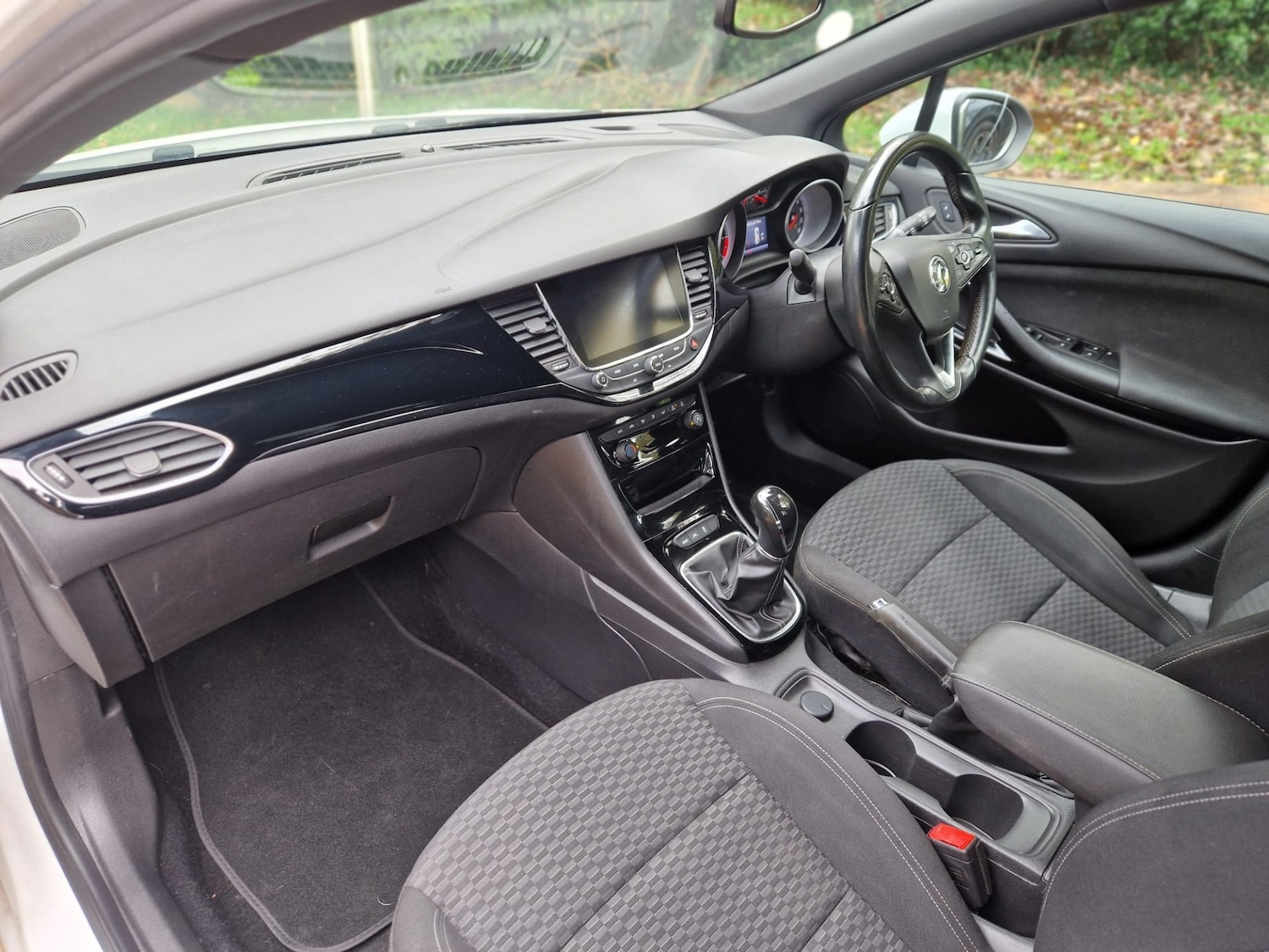 Used Vauxhall Astra 2017 for sale - 76461341: Photo 14