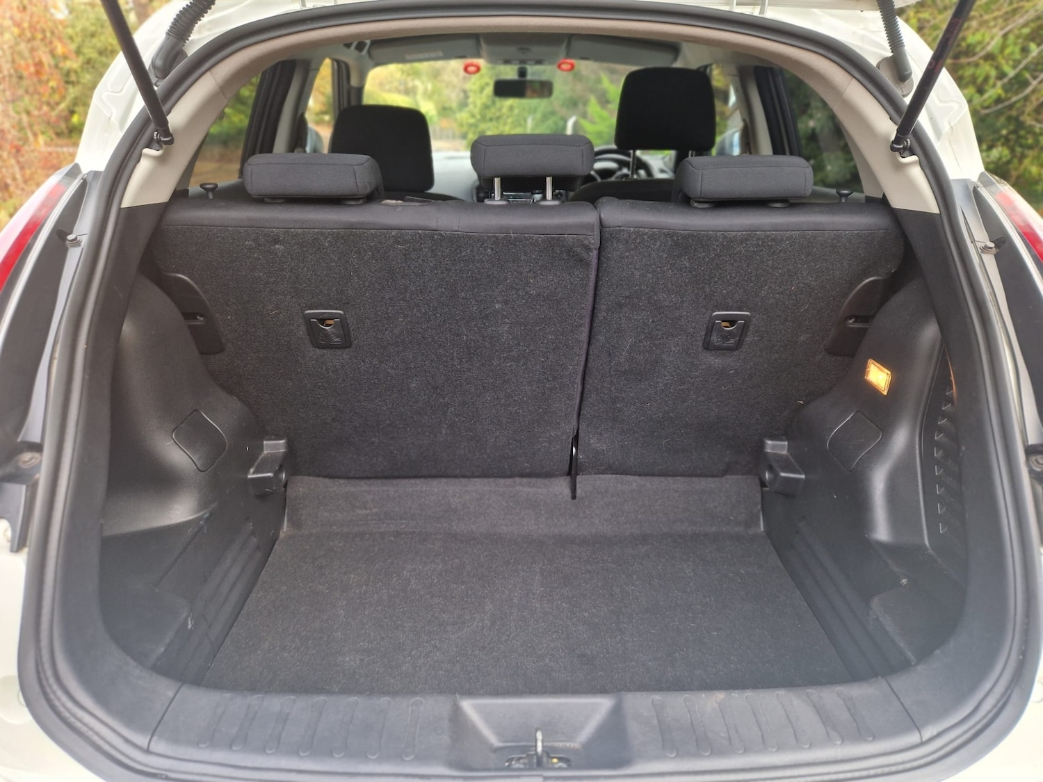 Used Nissan Juke 2016 for sale - 76600068: Photo 18