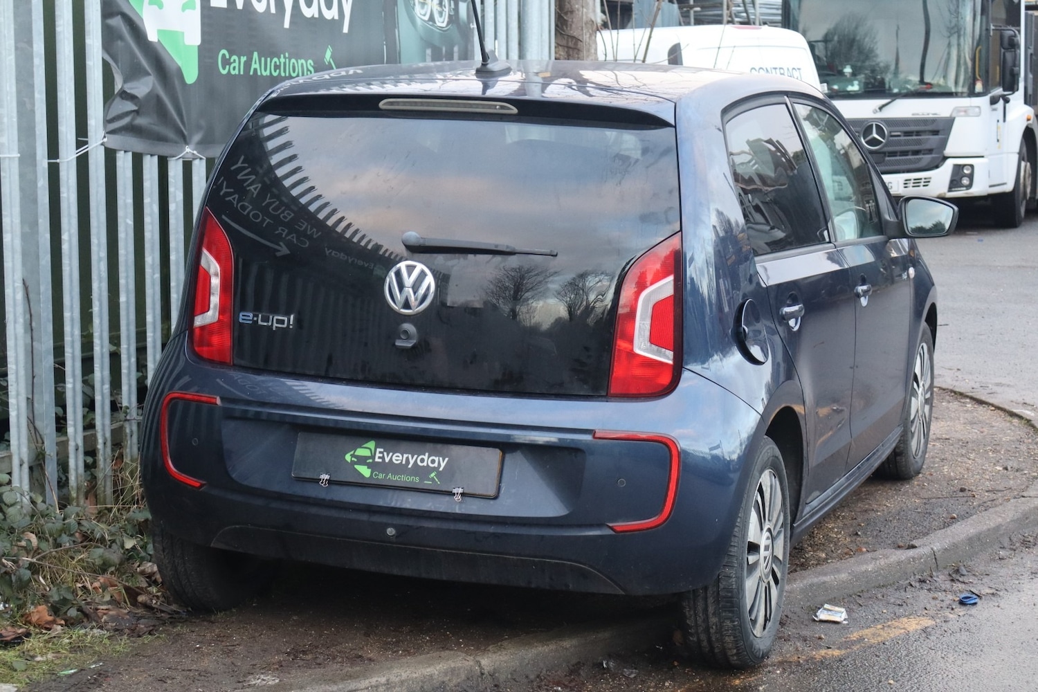 Used Volkswagen up! 2013 for sale - 77170623: Photo 4