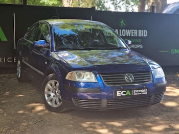 Used Volkswagen Passat 2002 for sale - 78928984: Photo