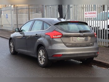 Used Ford Focus 2015 for sale - 77023212: Photo
