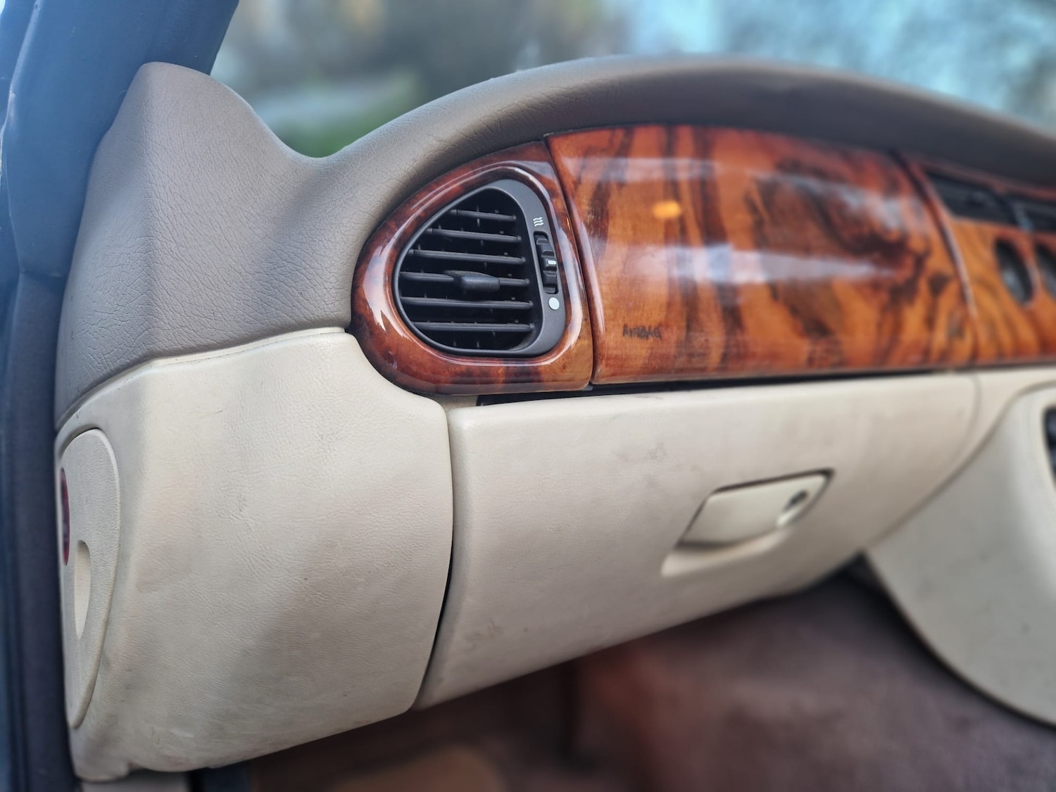 Used Jaguar XK8 1997 for sale - 76908200: Photo 35