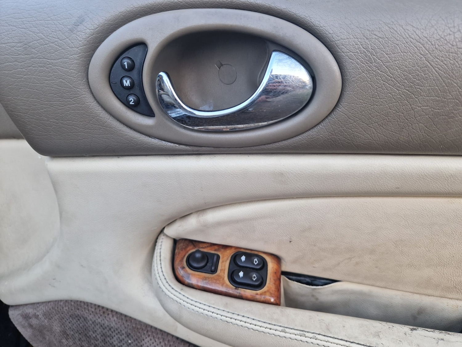 Used Jaguar XK8 1997 for sale - 76908200: Photo 45