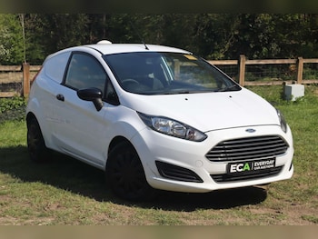 Used Ford Fiesta 2015 for sale - 78328569: Photo
