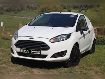 Used Ford Fiesta 2015 for sale - 78328569: Photo