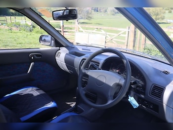 Used Suzuki Swift 2001 for sale - 78382933: Photo