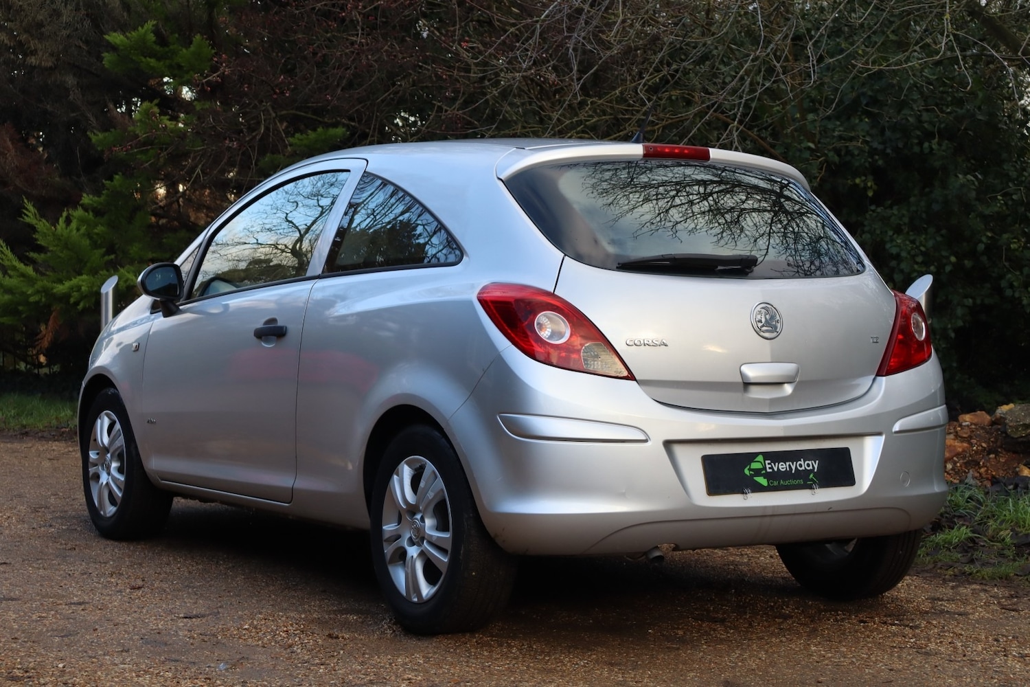 Used Vauxhall Corsa 2009 for sale - 77224872: Photo 5