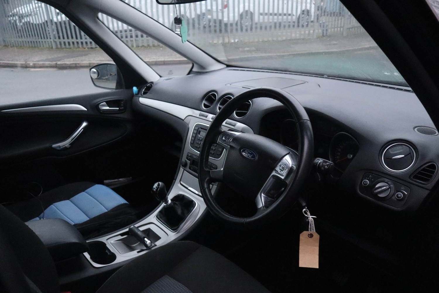 Used Ford Galaxy 2011 for sale - 77032801: Photo 2