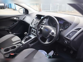 Used Ford Focus 2013 for sale - 78484365: Photo