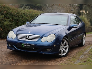 Used Mercedes-Benz C Class 2005 for sale - 77245323: Photo