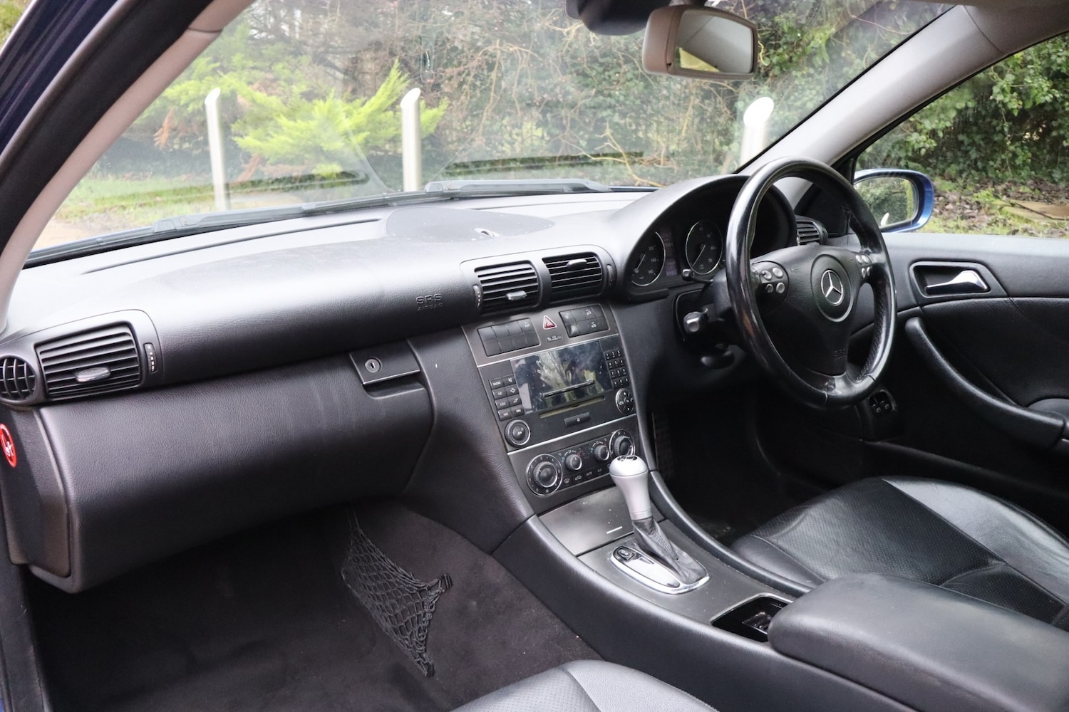 Used Mercedes-Benz C Class 2005 for sale - 77245323: Photo 3