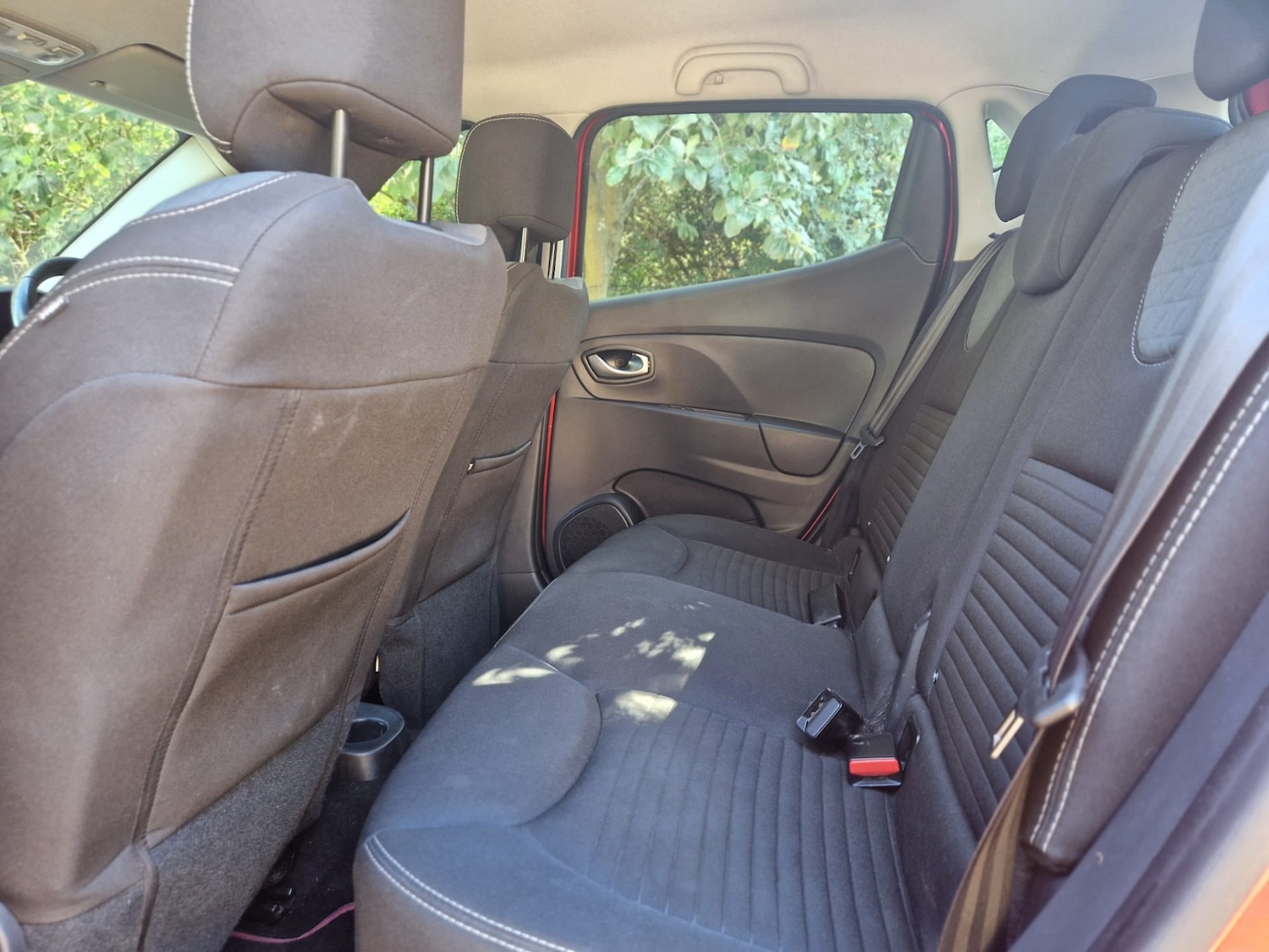 Used Renault Clio 2015 for sale - 76076302: Photo 14