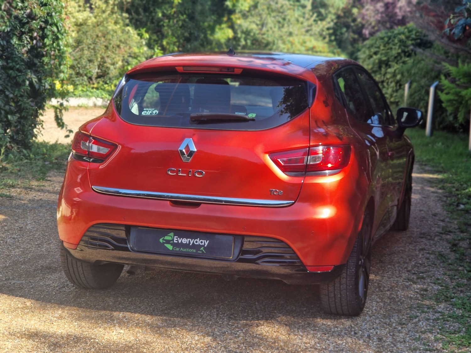 Used Renault Clio 2015 for sale - 76076302: Photo 21