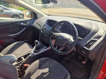 Used Ford Focus 2015 for sale - 78975492: Photo