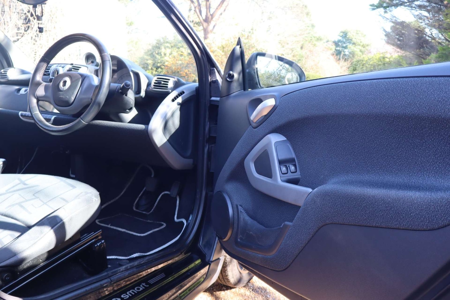 Used smart fortwo 2009 for sale - 77931936: Photo 5