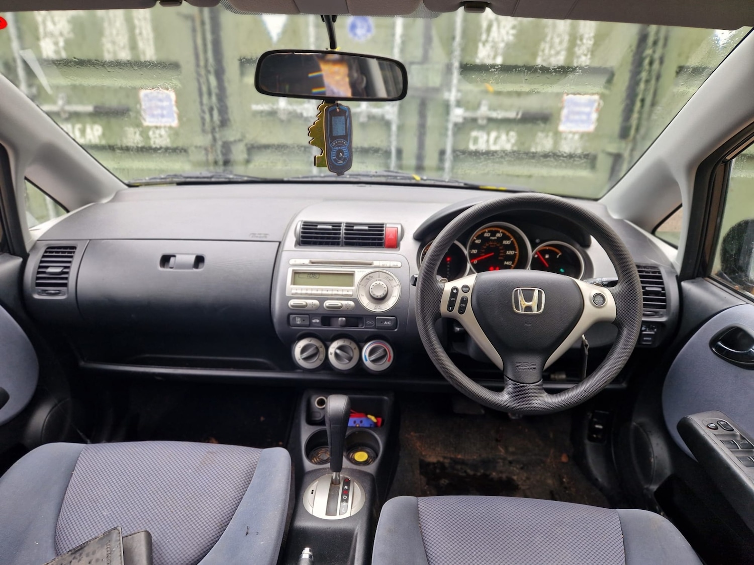 Used Honda Jazz 2005 for sale - 76402513: Photo 6