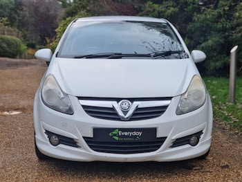 Vauxhall - Corsa