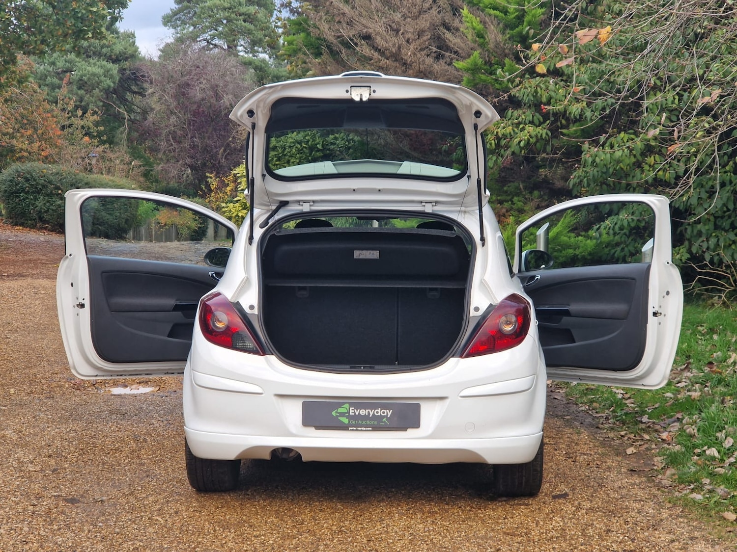 Used Vauxhall Corsa 2010 for sale - 76541483: Photo 21