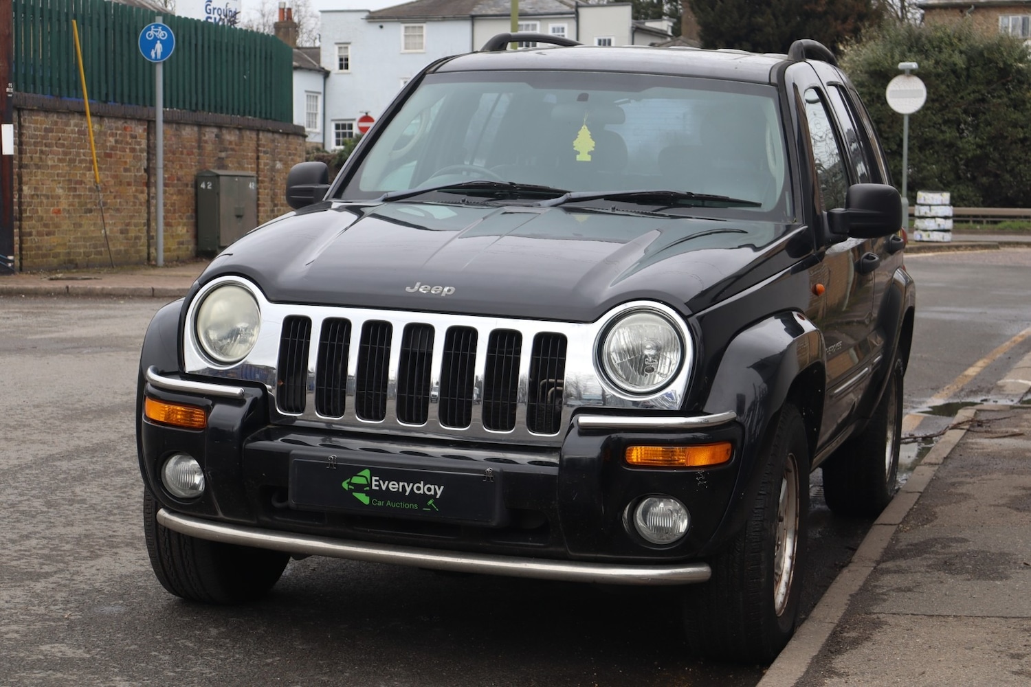 Used Jeep Cherokee 2004 for sale - 77650095: Photo 3