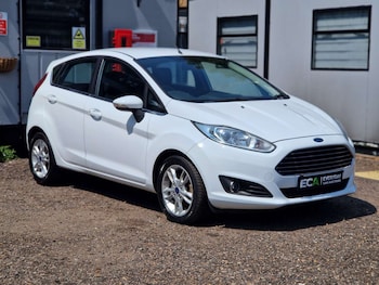 Used Ford Fiesta 2015 for sale - 79243604: Photo