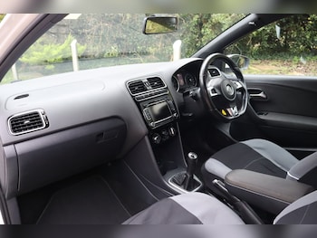 Used Volkswagen Polo 2012 for sale - 77775113: Photo