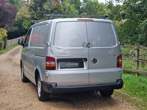 Used Volkswagen Transporter 2005 for sale - 76288517: Photo 10