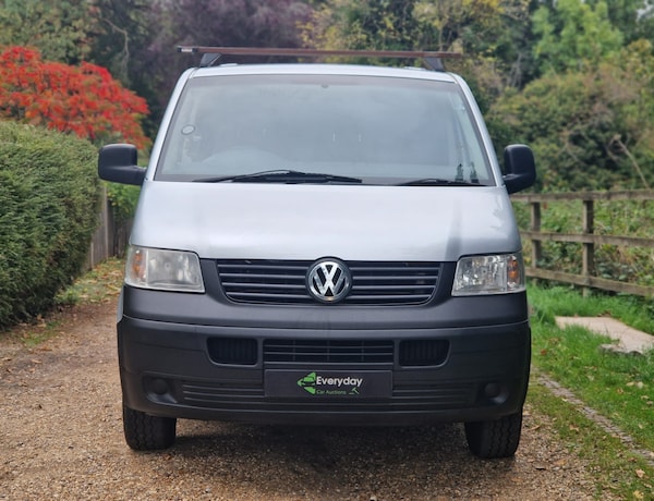 Used Volkswagen Transporter 2005 for sale - 76288517: Photo 1