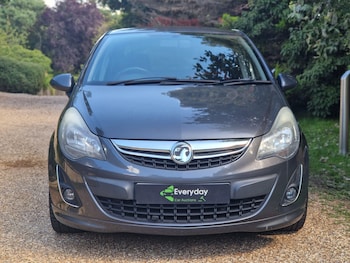 Vauxhall - Corsa
