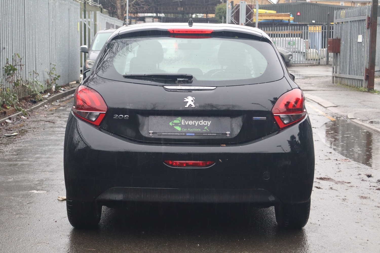 Used Peugeot 208 2017 for sale - 77208612: Photo 14