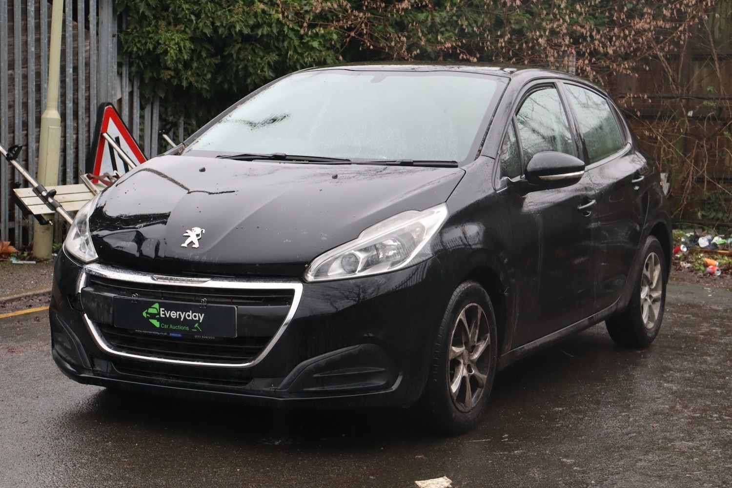 Used Peugeot 208 2017 for sale - 77208612: Photo 8